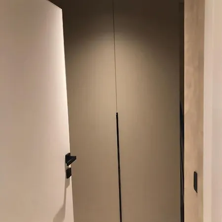 Ella-2