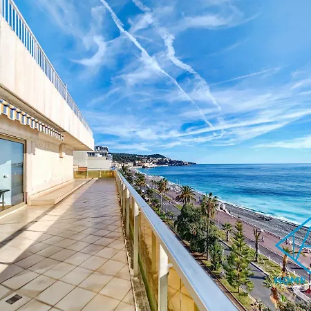 Royal Lux Spacious Seaside Pool-3