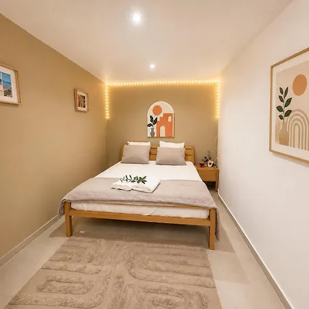 Spacious Loft, Duplex, Old Town, 3 Bedrooms - Easy Check-In-2