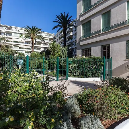 Nice Beach - Promenade Des Anglais-2