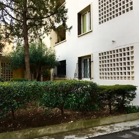 Studio 33-3
