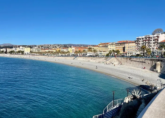 Ferienwohnung Un Havre De Paix Et De Calme En Plein Centre De Massena Nizza