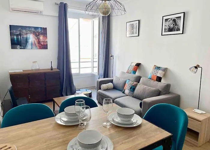 Ferienwohnung Un Havre De Paix Et De Calme En Plein Centre De Massena Nizza