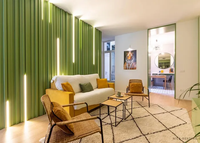 Nice Renting - Bavastro - Luxurious Loft - 2 Bedroom - Ac - Balcony - Trendy Neighborhood