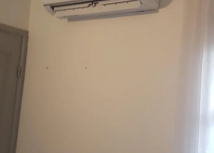 Studio Pour 3 Personnes Au Calme Dans Villa Nizza