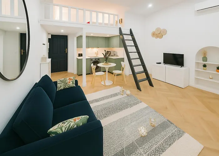 Studio Elegant 4 Couchages Front De Mer Clim Parking Privatif Wifi Nizza