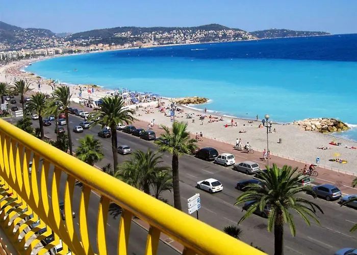 Beachfront Apartment Promenade Des Anglais Nizza