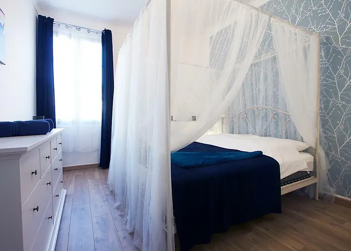 "Le Calypso" By Enjoynice, 2-Bedroom With Airco, Beach At 3 Min