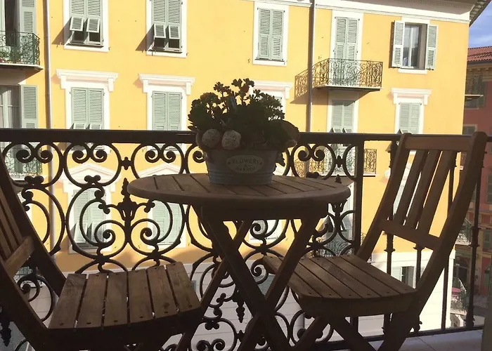 Port De Nizza